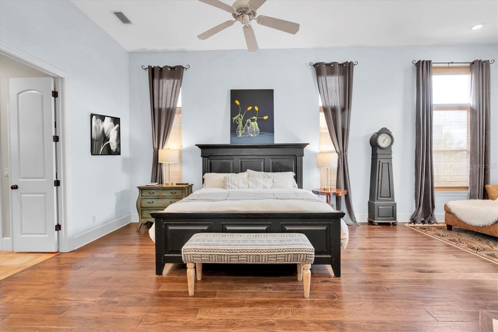 THURSTON GROVES - Residential