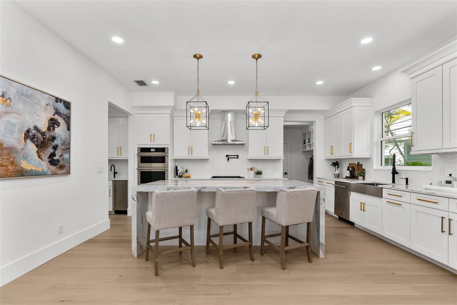 DAVIS ISLANDS PB10 PG52 TO 57 - Residential