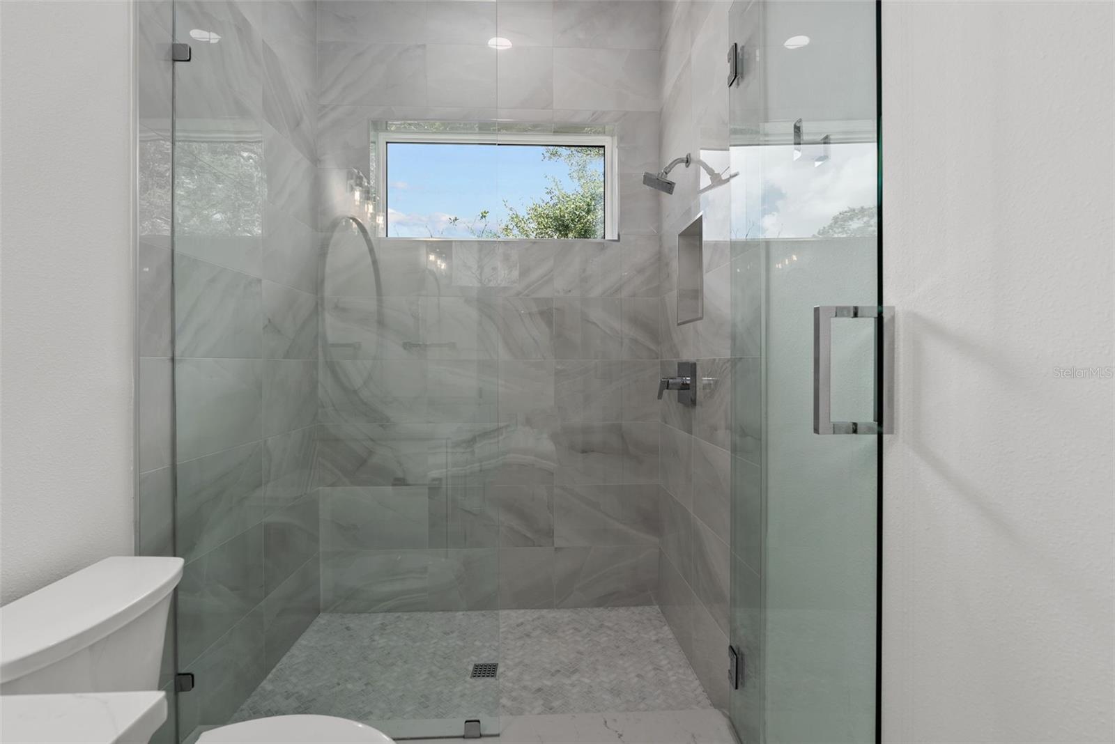 DAVIS ISLANDS PB10 PG52 TO 57 - Residential