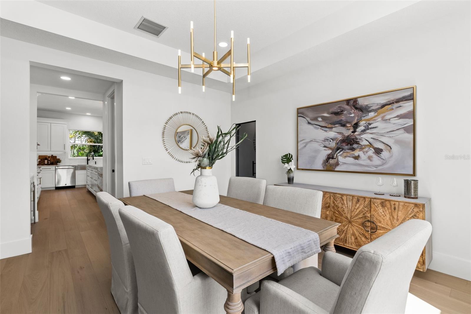 DAVIS ISLANDS PB10 PG52 TO 57 - Residential