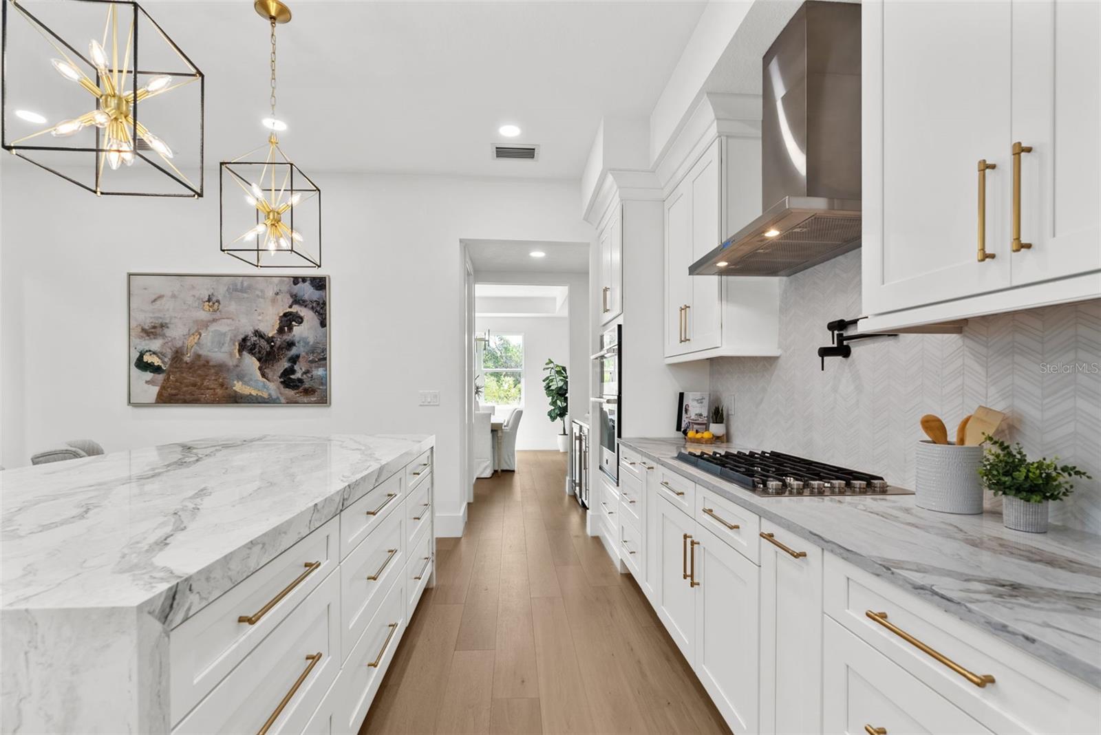 DAVIS ISLANDS PB10 PG52 TO 57 - Residential