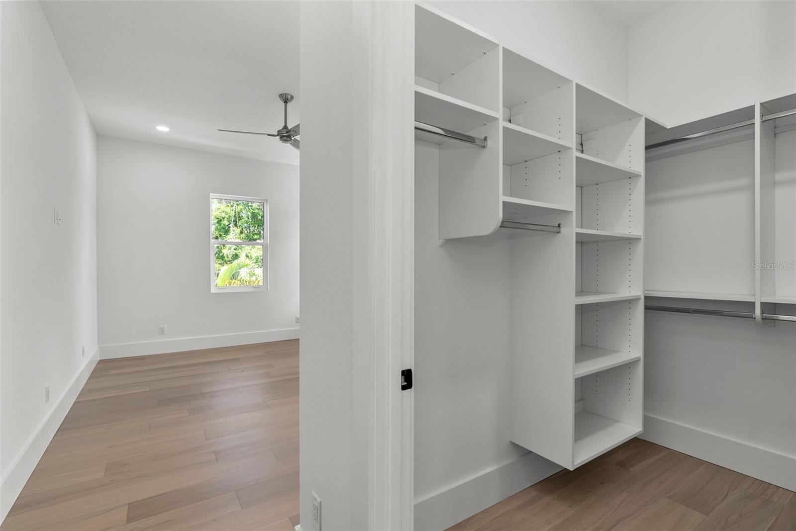 DAVIS ISLANDS PB10 PG52 TO 57 - Residential