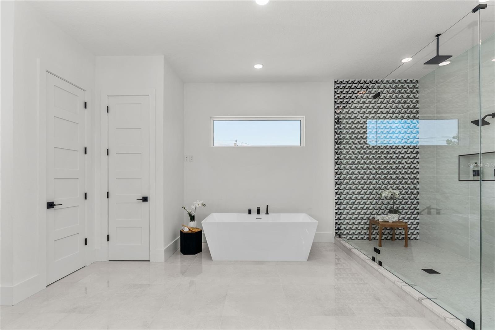 DAVIS ISLANDS PB10 PG52 TO 57 - Residential