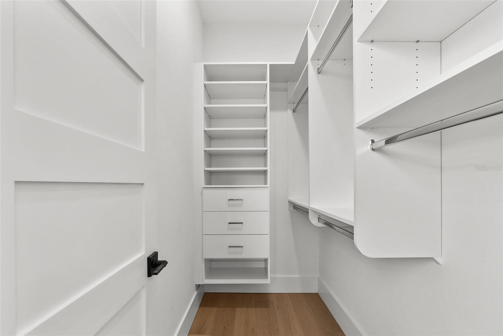 DAVIS ISLANDS PB10 PG52 TO 57 - Residential