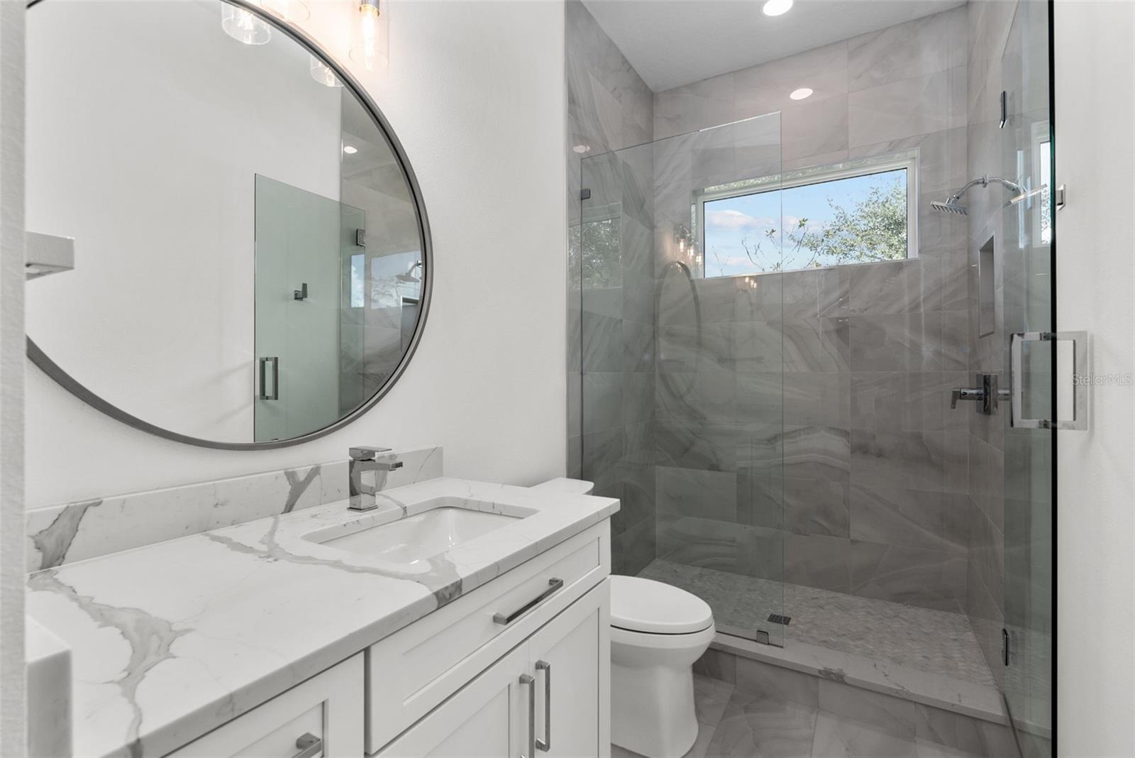 DAVIS ISLANDS PB10 PG52 TO 57 - Residential