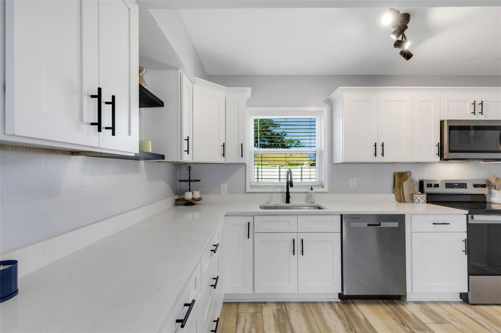 GREENDALE ESTATES 3RD ADD - Residential