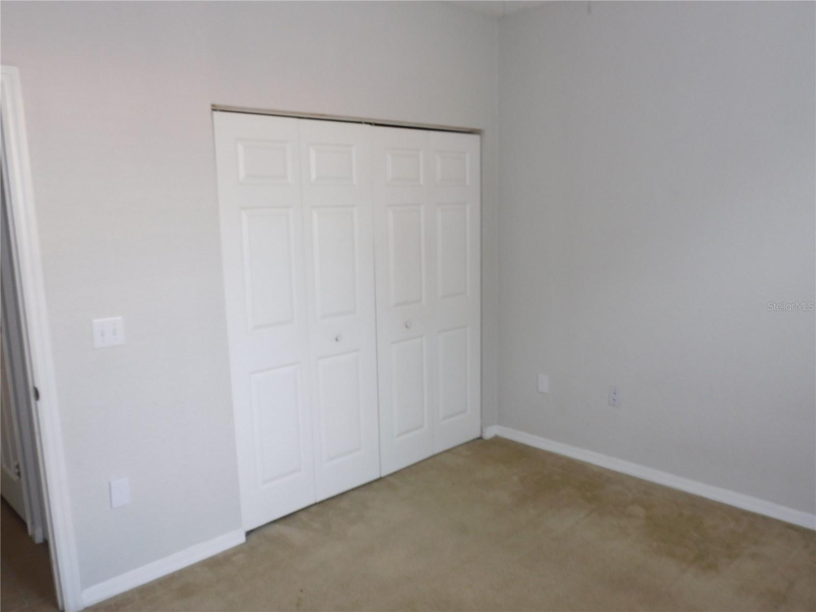 CRESCENT PLACE AT LAKE LOTUS CONDO - Residential