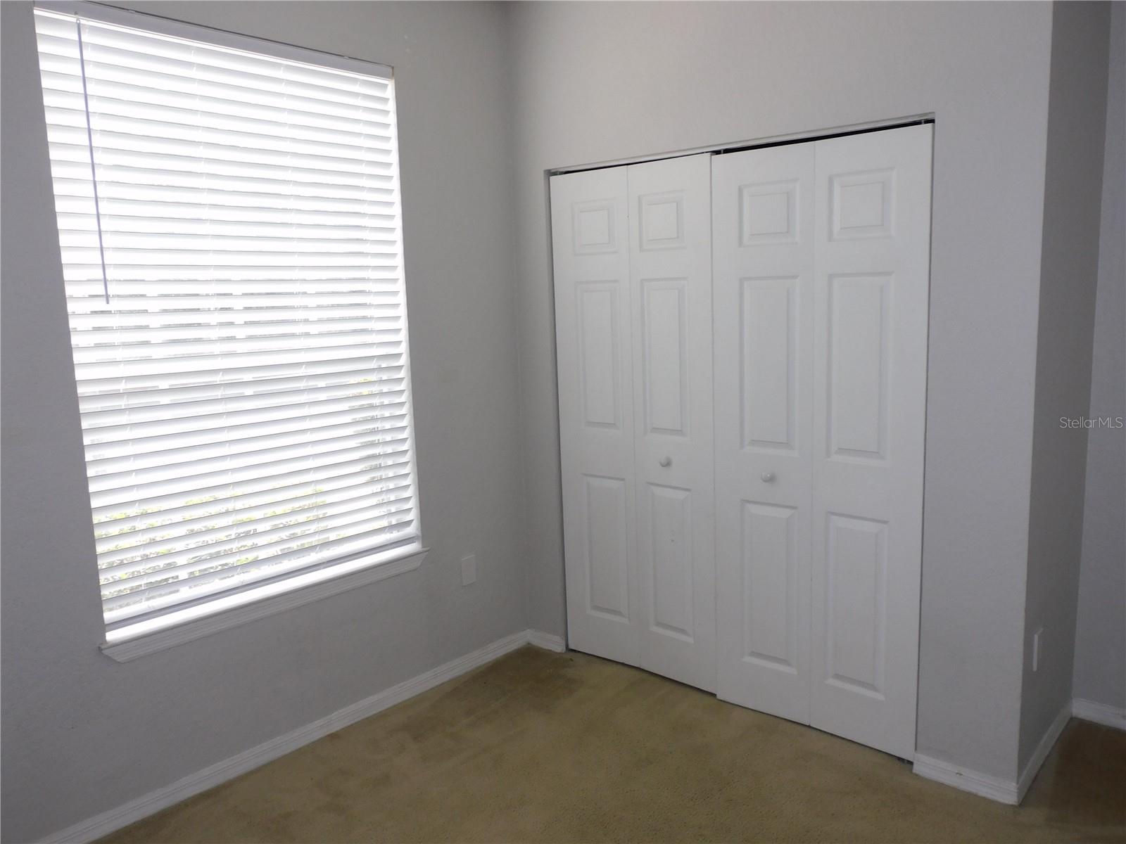 CRESCENT PLACE AT LAKE LOTUS CONDO - Residential