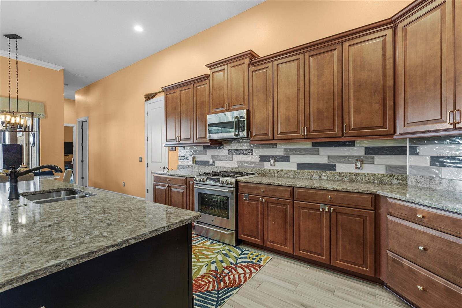 LEGACY ESTATES AT ESPLANADE ON PALMER RANCH - Residential