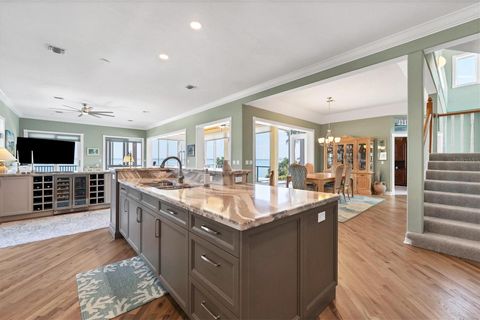 A home in LONGBOAT KEY