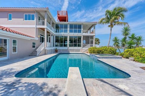 A home in LONGBOAT KEY