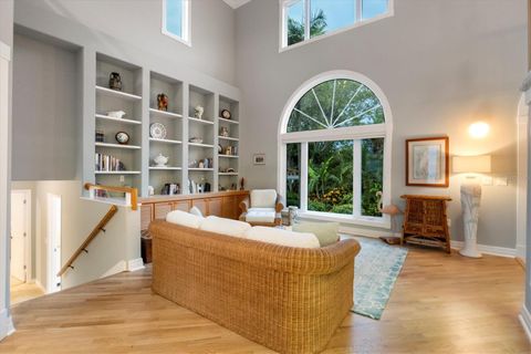 A home in LONGBOAT KEY