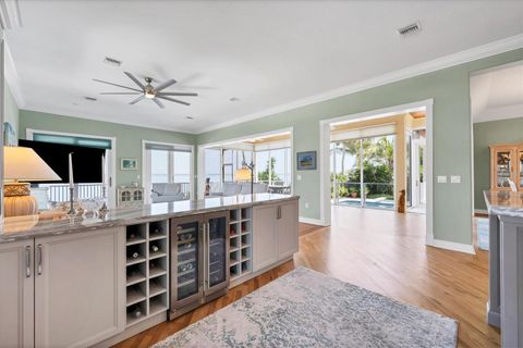 A home in LONGBOAT KEY