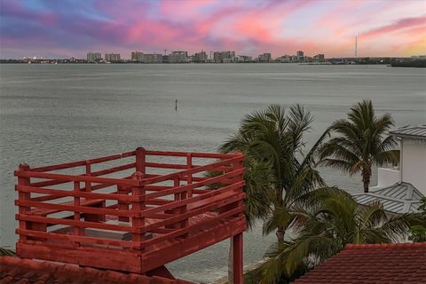 A home in LONGBOAT KEY