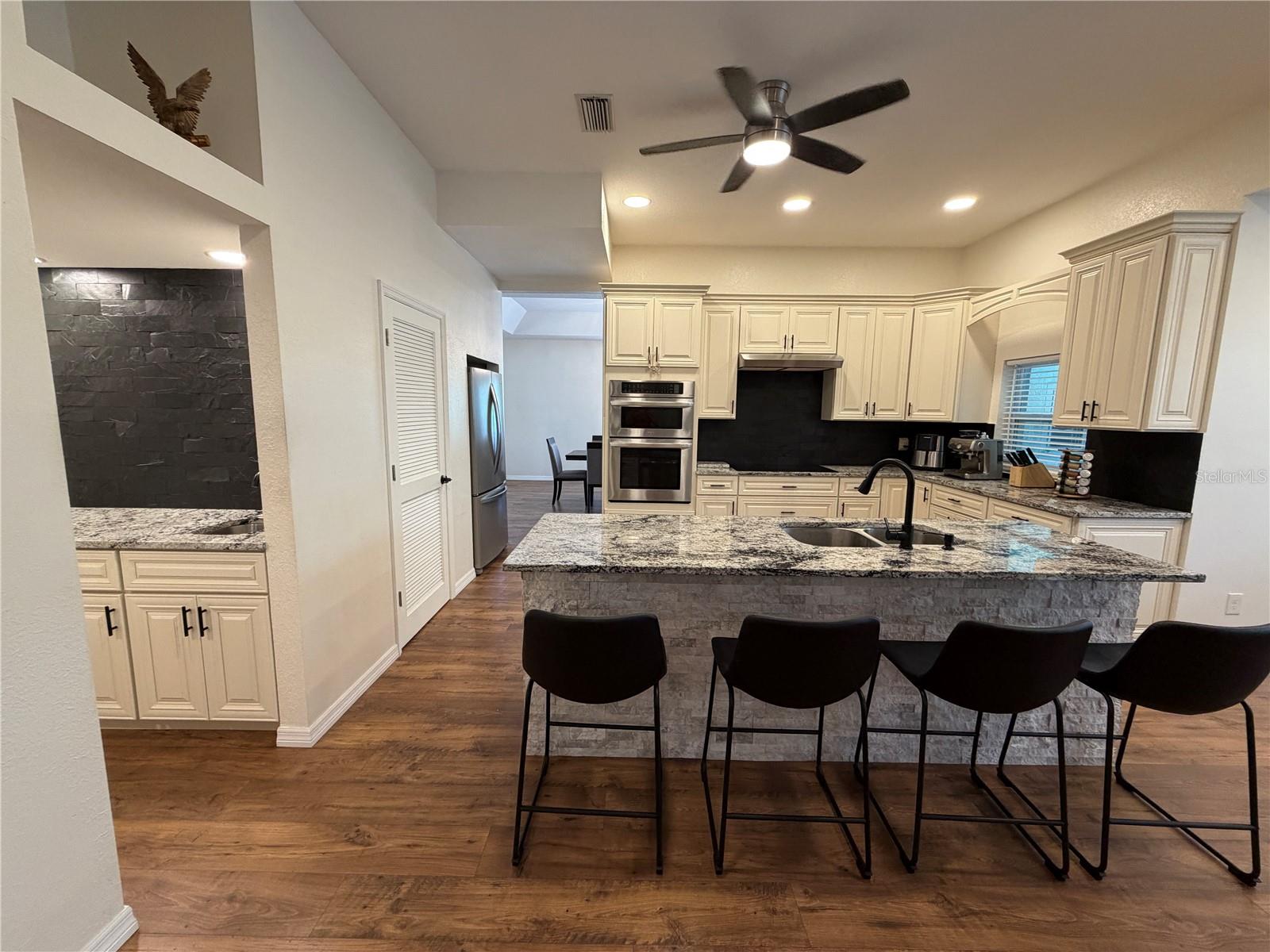 CYPRESS LAKES ESTATES PH I - Residential