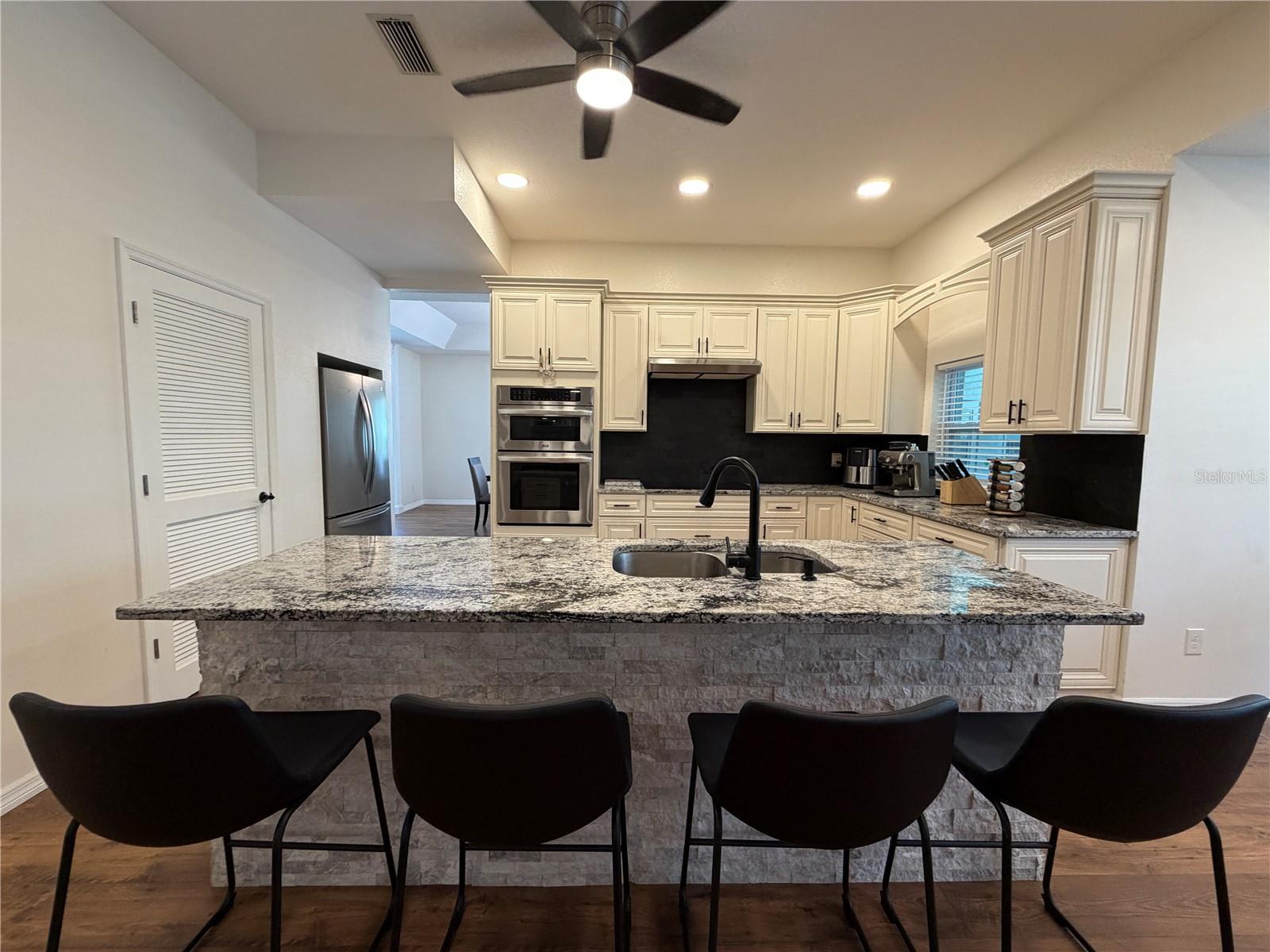 2966 POST ROCK COURT