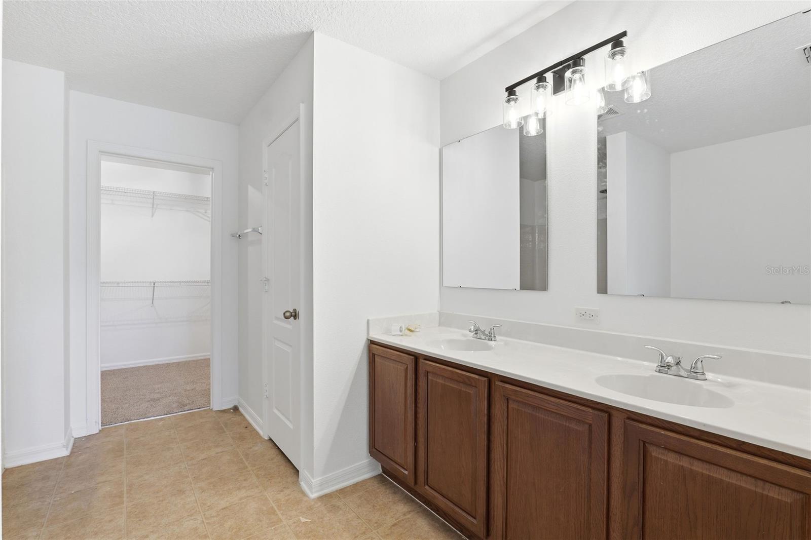 CRYSTAL LAKES WEST - Residential
