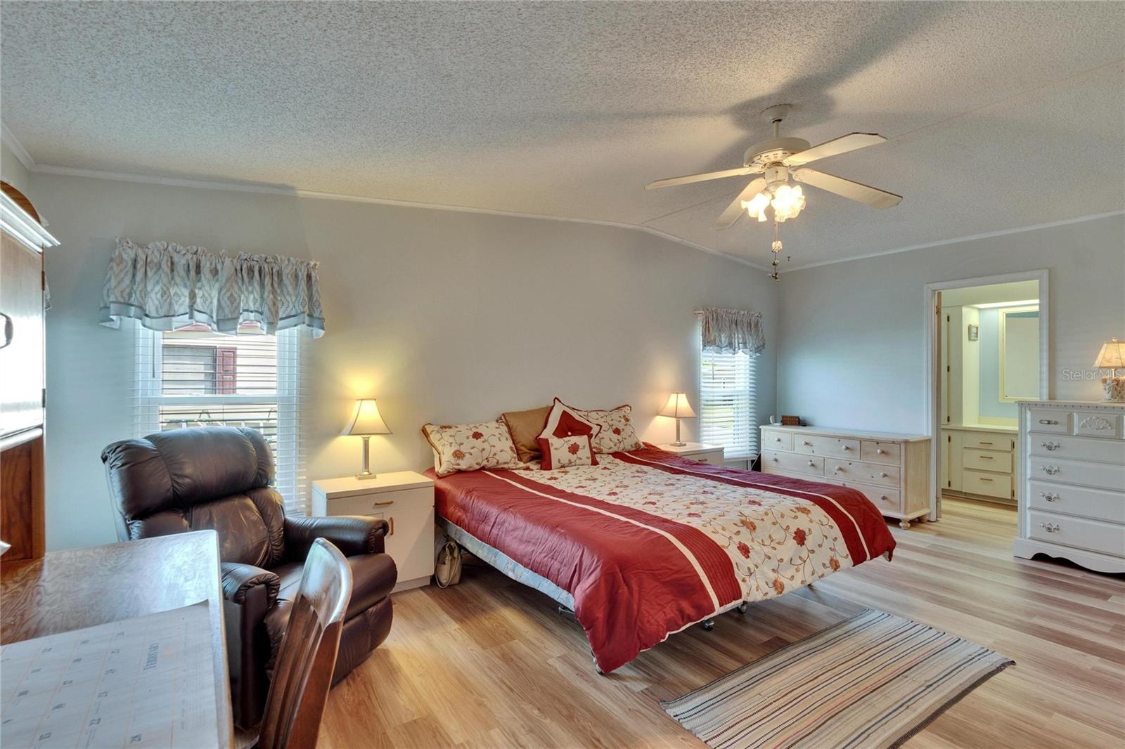 FOXWOOD LAKE ESTATES - Residential