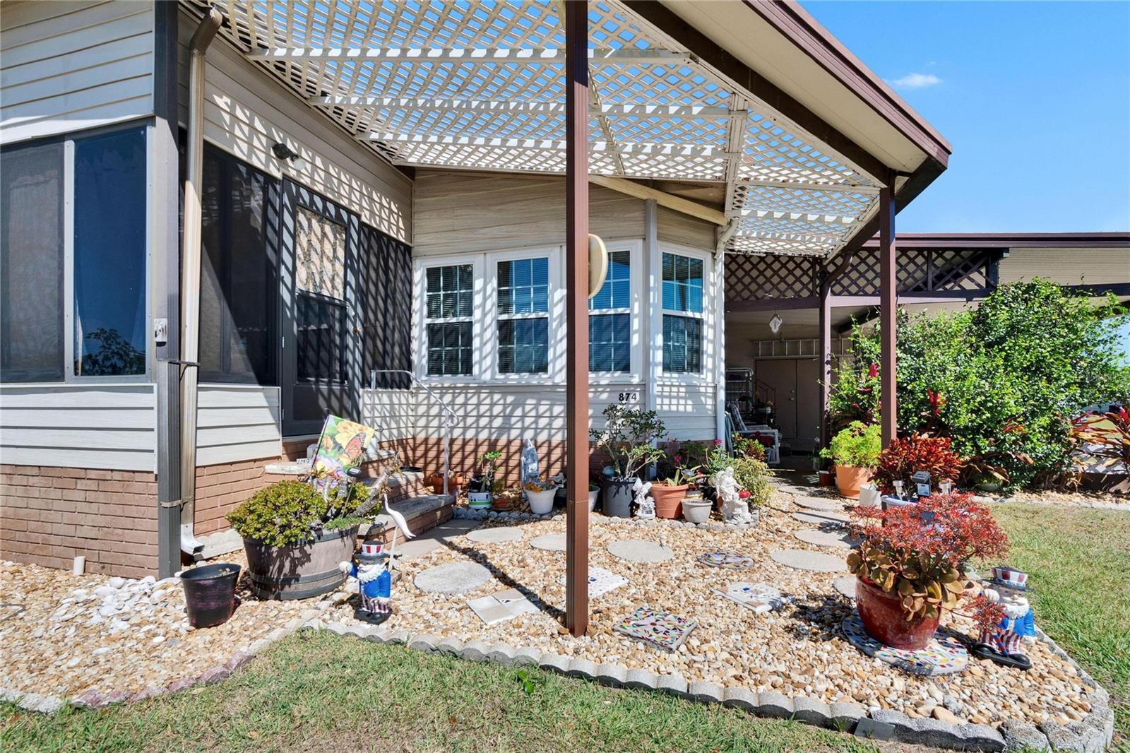 FOXWOOD LAKE ESTATES - Residential