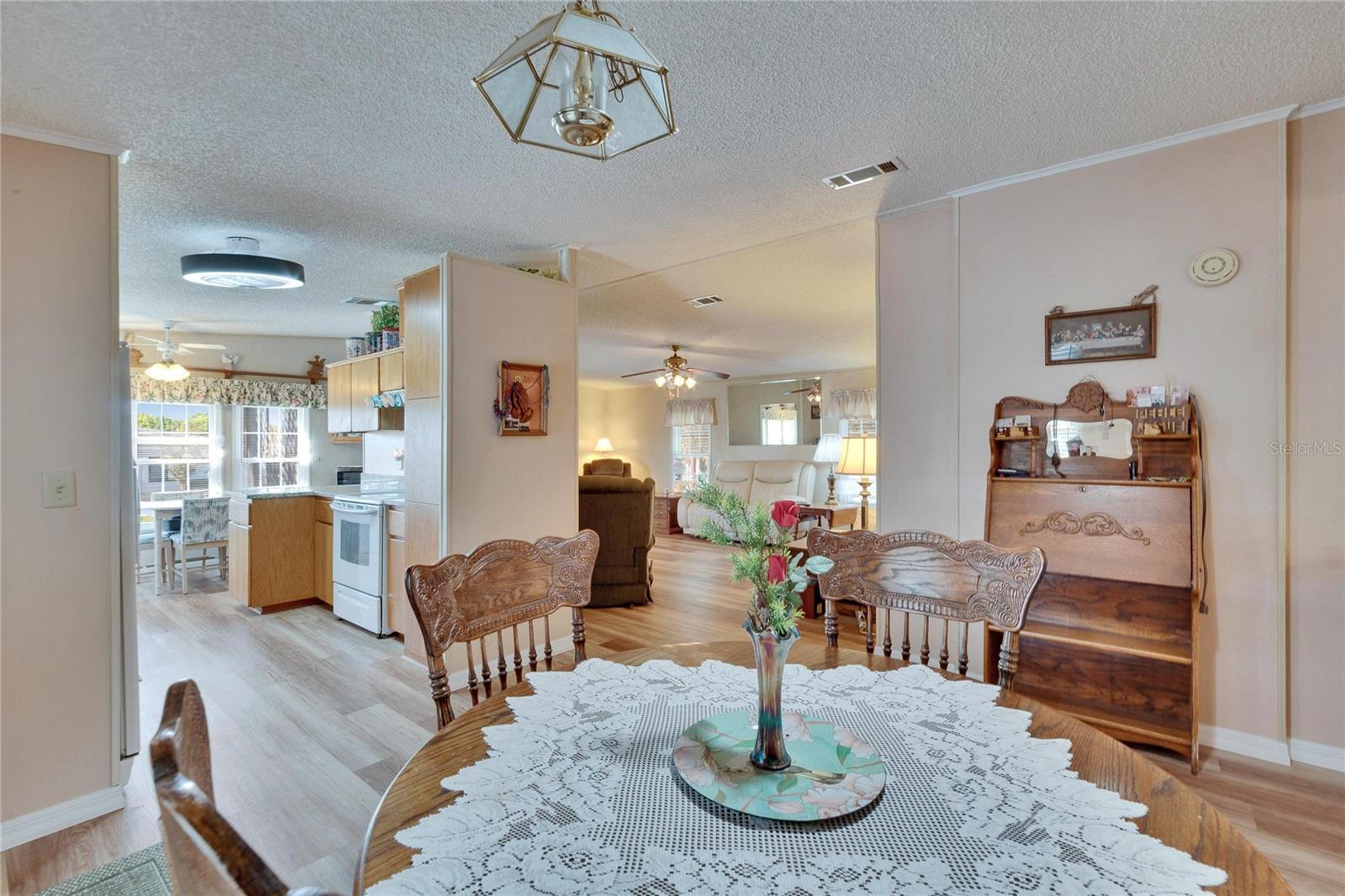 FOXWOOD LAKE ESTATES - Residential