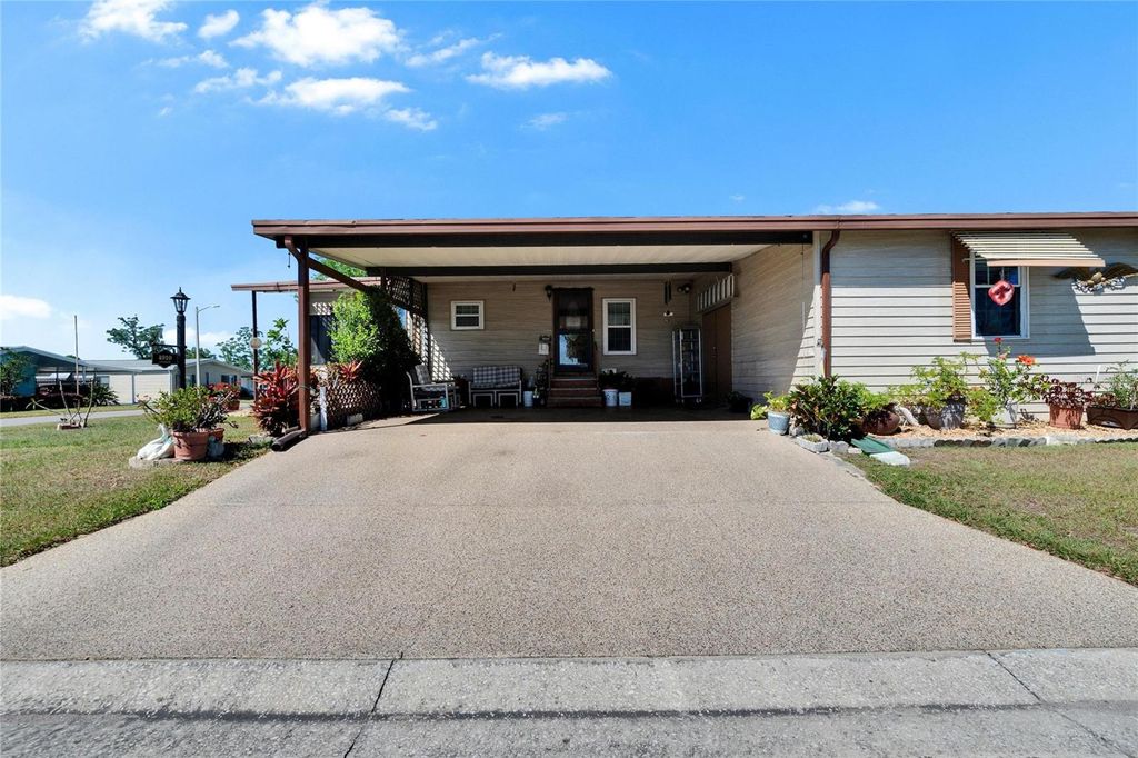 Photo of 4910 Loch Ness Drive, Lakeland, FL 33810 (MLS # L4957893)