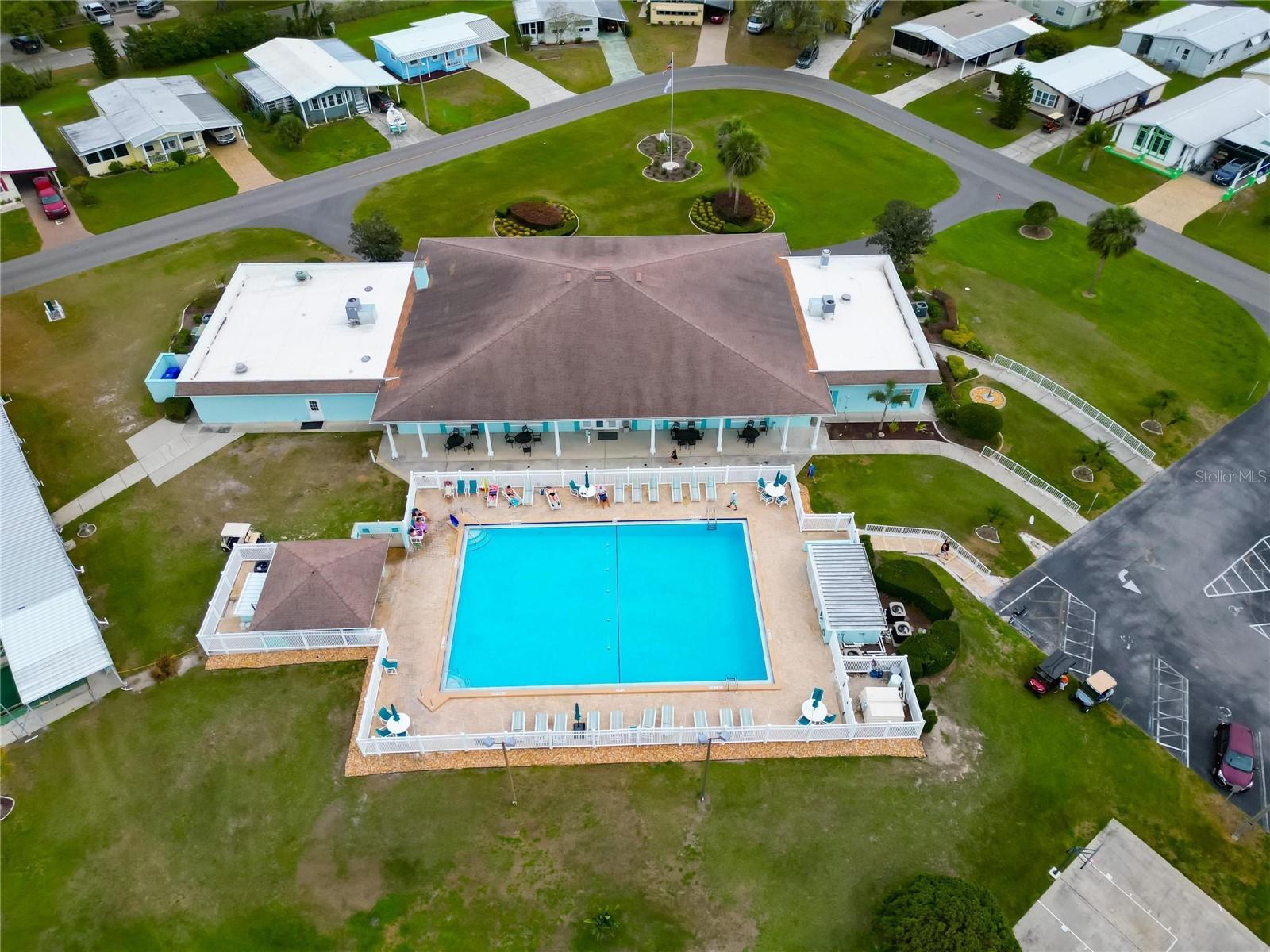 FOXWOOD LAKE ESTATES - Residential