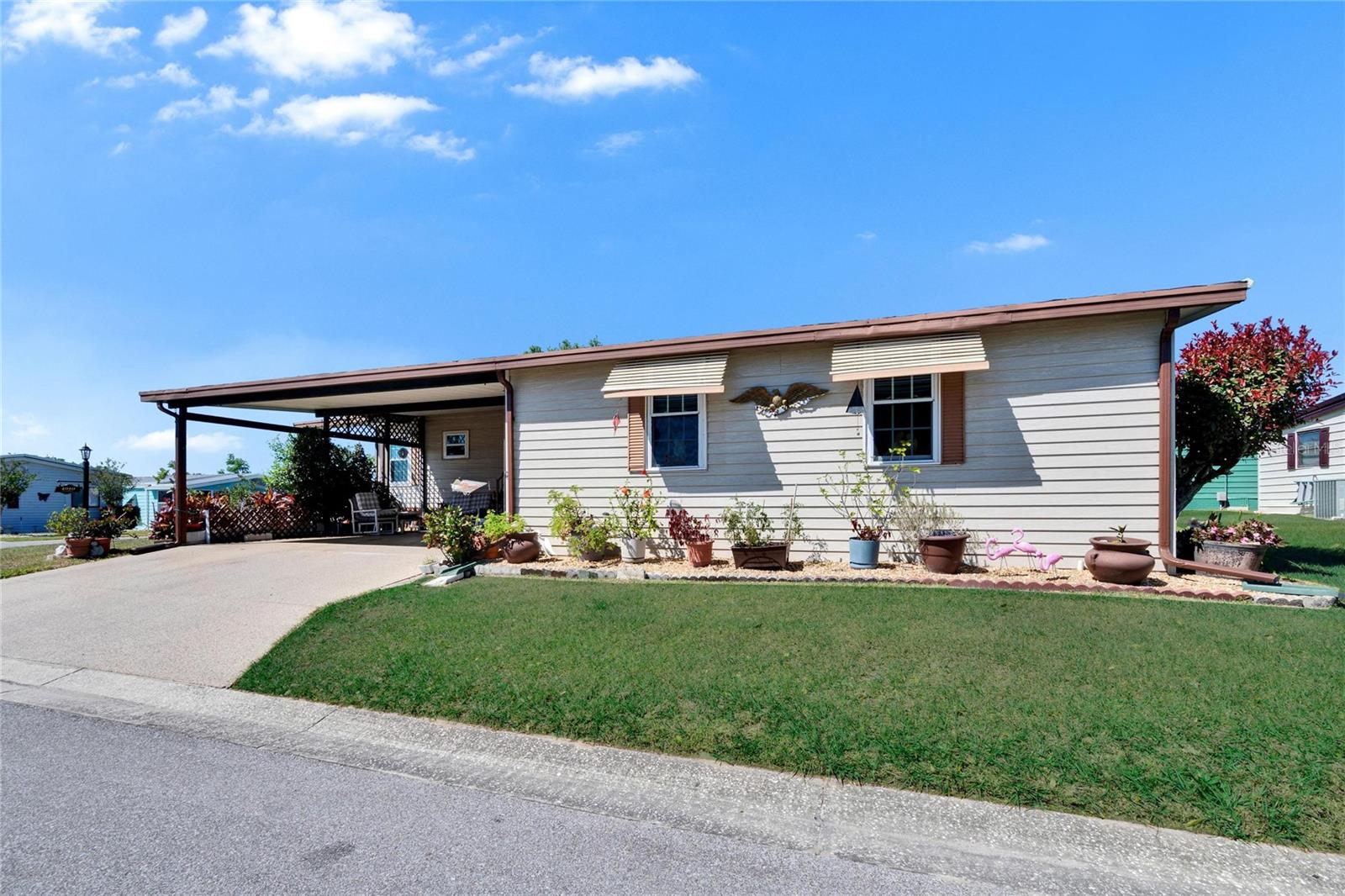 FOXWOOD LAKE ESTATES - Residential