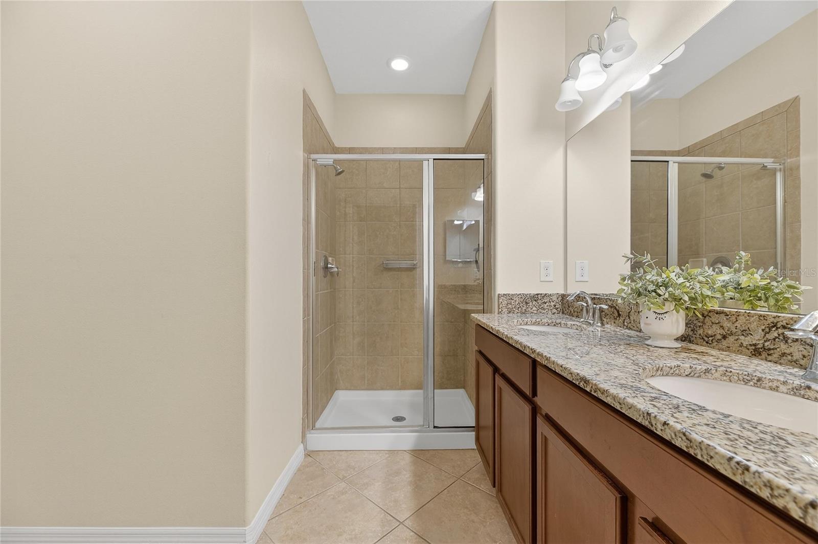 LIVE OAK PRESERVE 2C VILLAGES - Residential