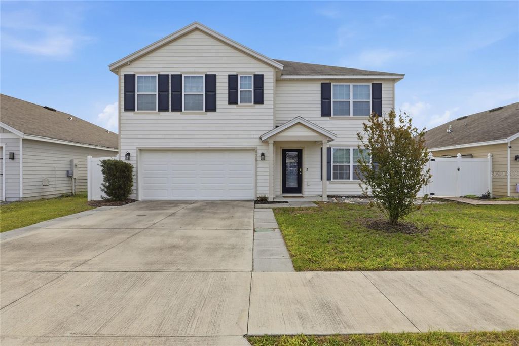 Photo of 879 NW 251st Drive, Newberry, FL 32669 (MLS # GC538784)