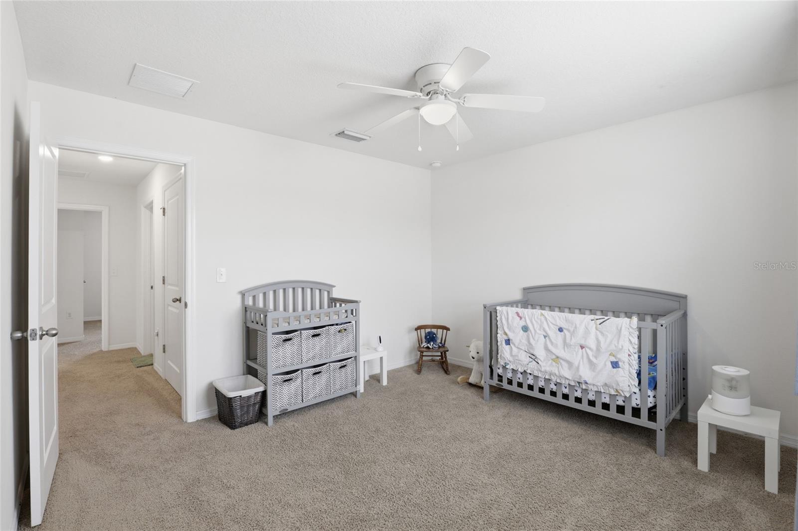 NEWBERRY CORNERS PH LLL PB 35 PG 91 - Residential