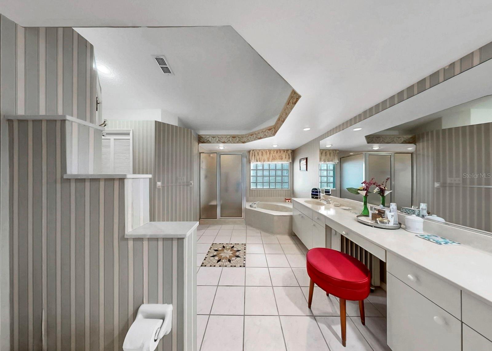 SUN CITY CENTER UNIT 52 - Residential