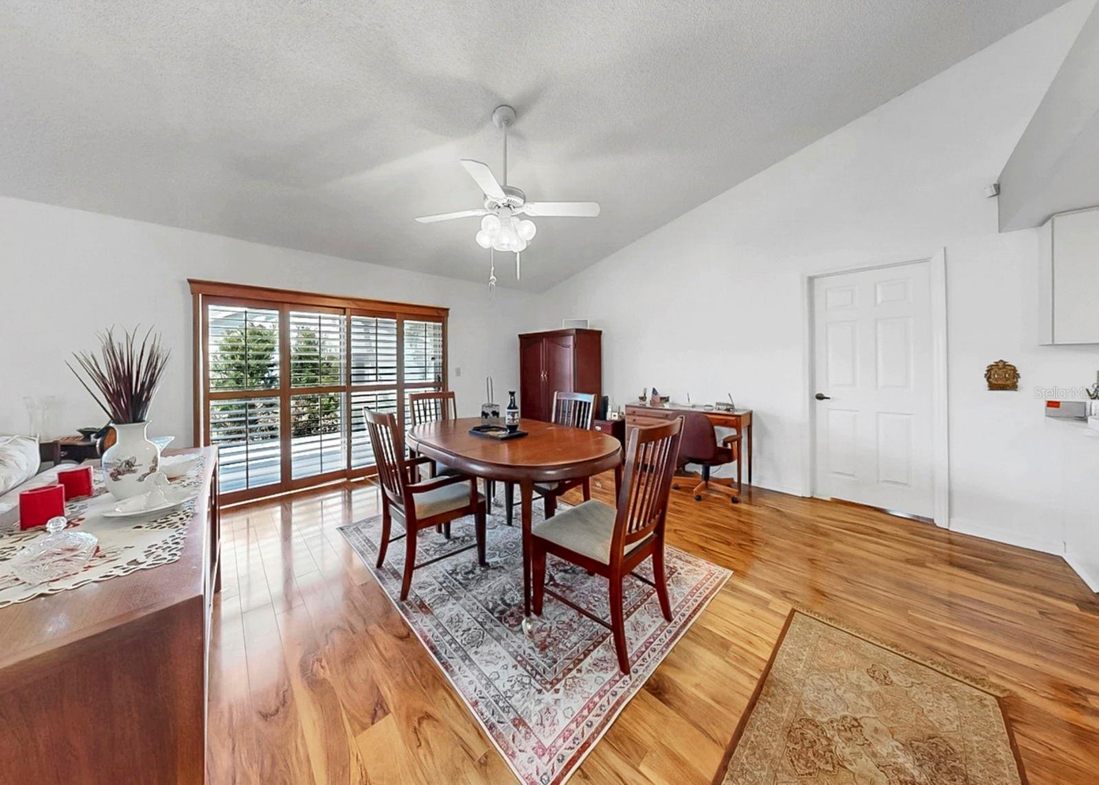 SUN CITY CENTER UNIT 52 - Residential