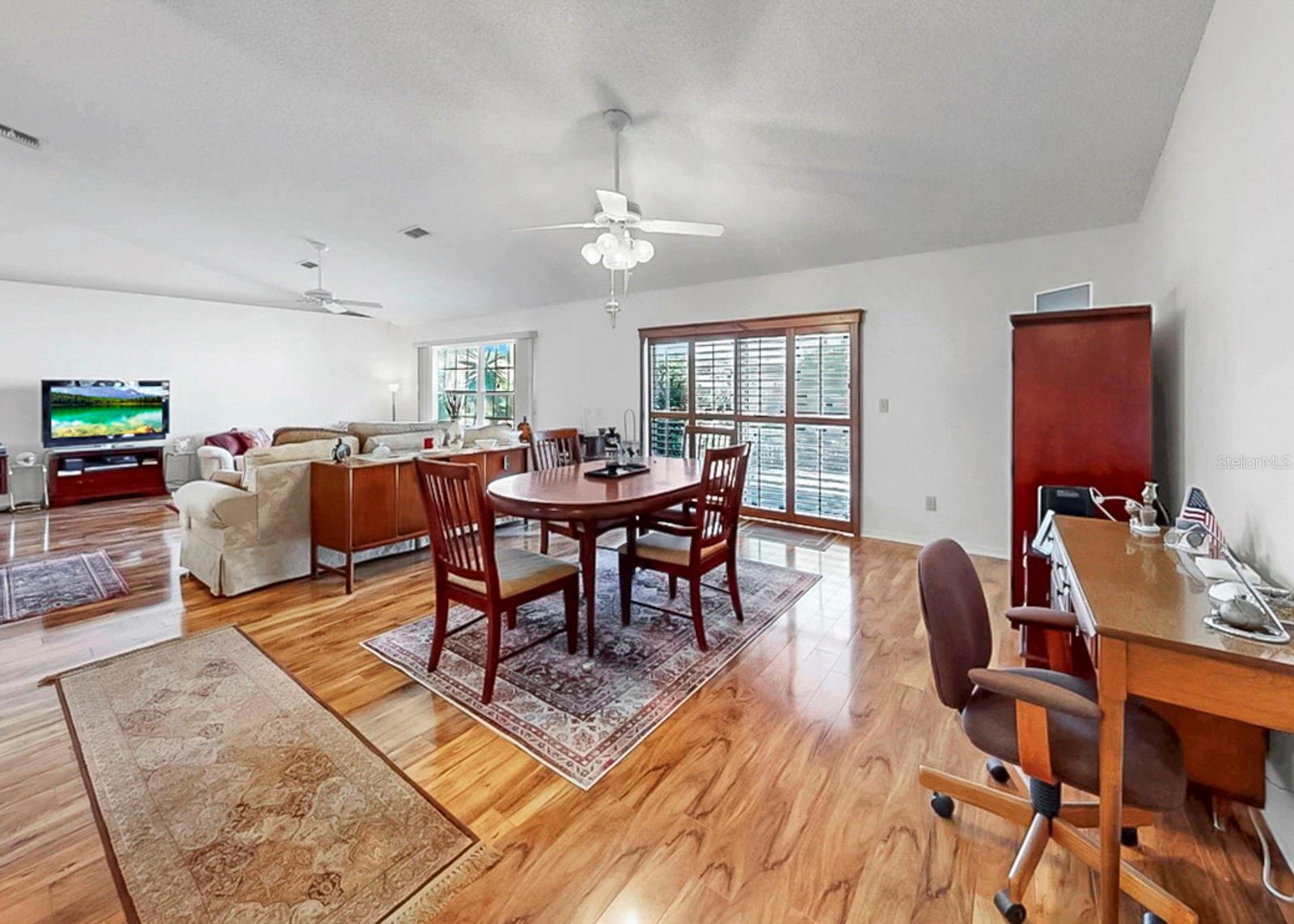 SUN CITY CENTER UNIT 52 - Residential