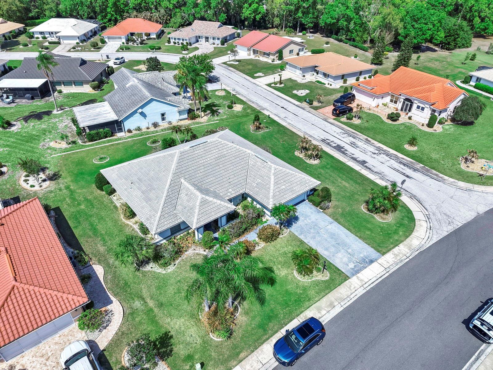 SUN CITY CENTER UNIT 52 - Residential