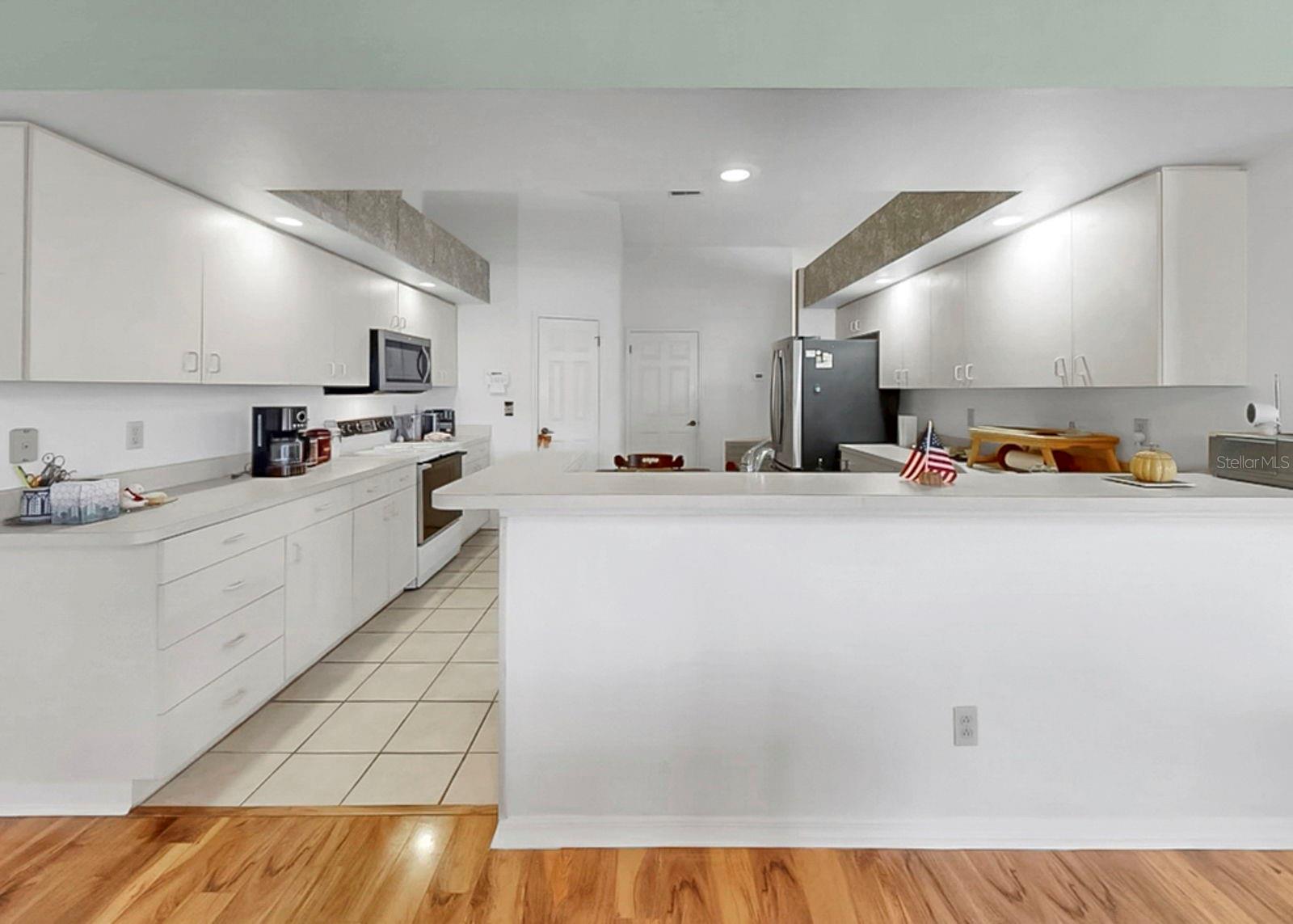 SUN CITY CENTER UNIT 52 - Residential