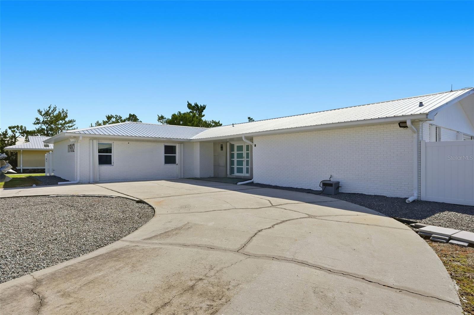 11982 W BAYSHORE DRIVE