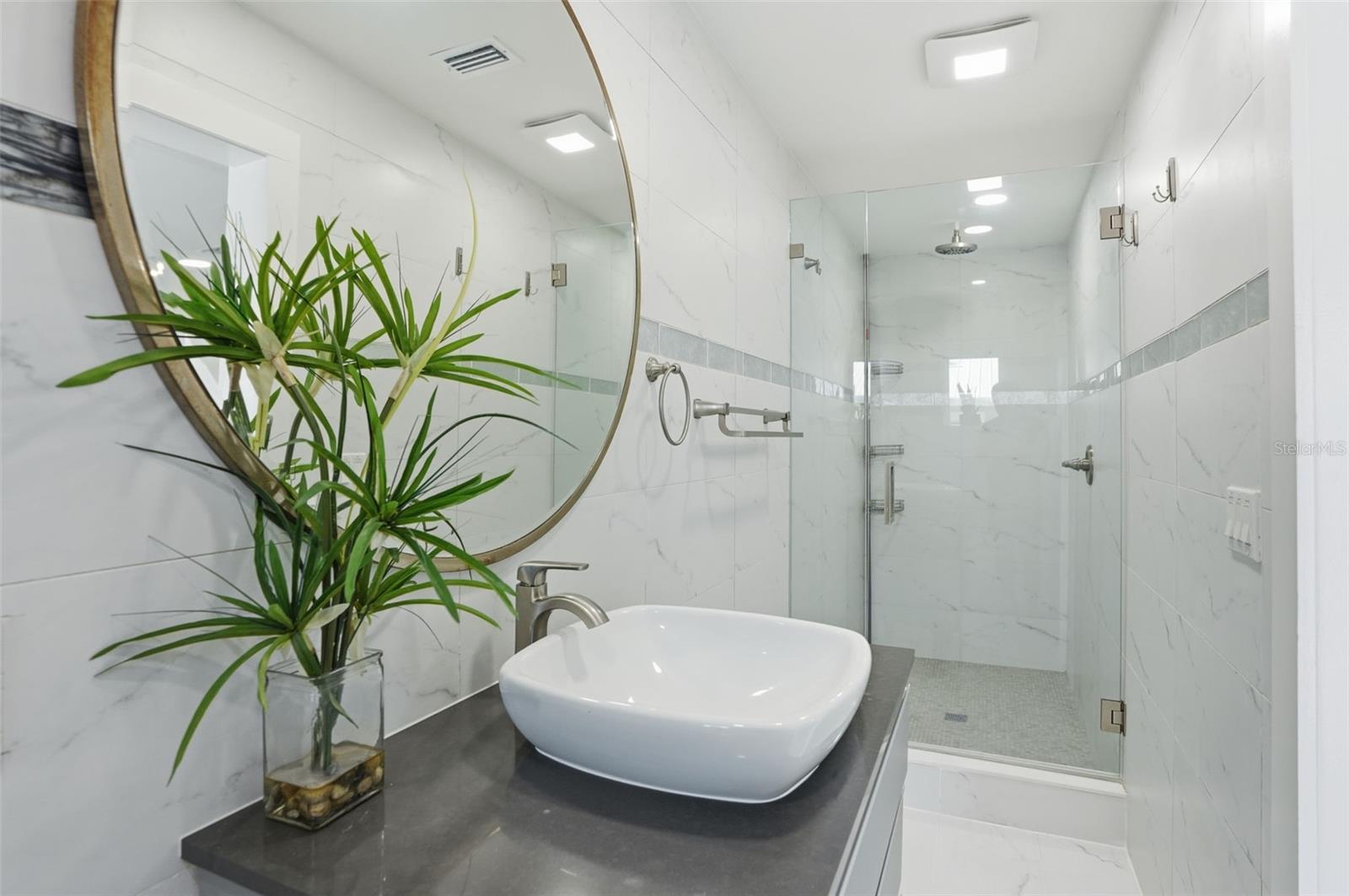 DIXIE SHORES UNIT 01 REP - Residential