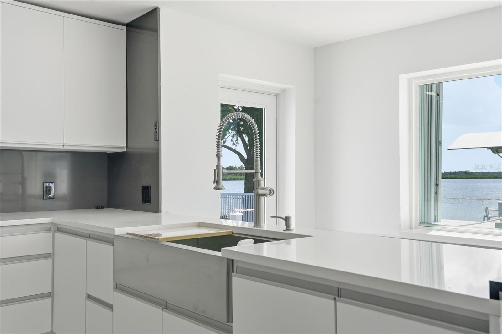 DIXIE SHORES UNIT 01 REP - Residential