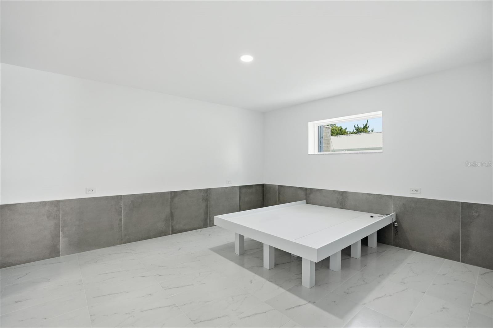 DIXIE SHORES UNIT 01 REP - Residential