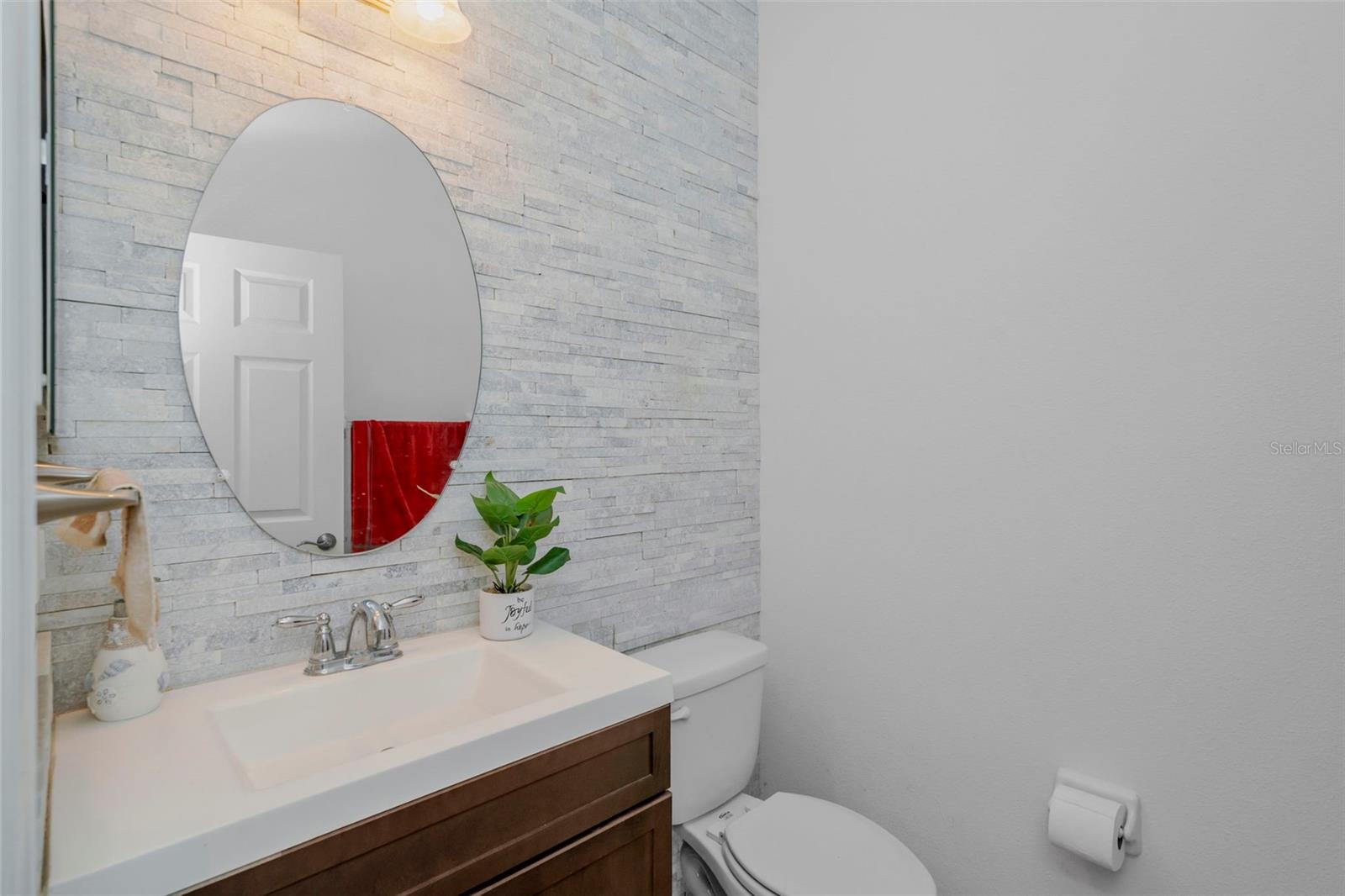 WEST LAKE TWNHMS PH 1 - Residential Lease
