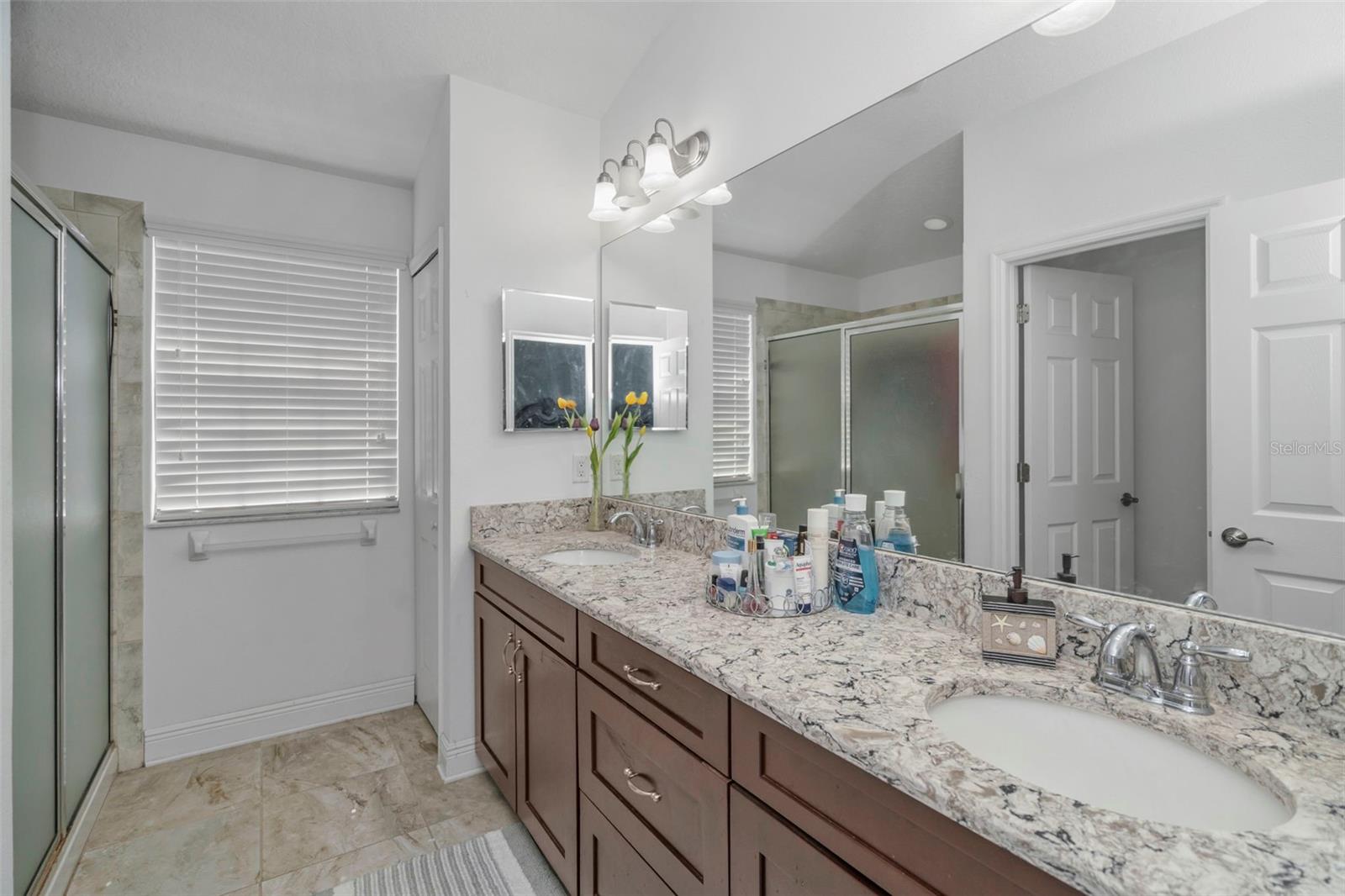 WEST LAKE TWNHMS PH 1 - Residential Lease