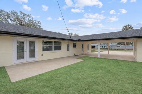 Tiny photo for 1310 E Crooked Lake Drive, Eustis, FL 32726 (MLS # G5108551)