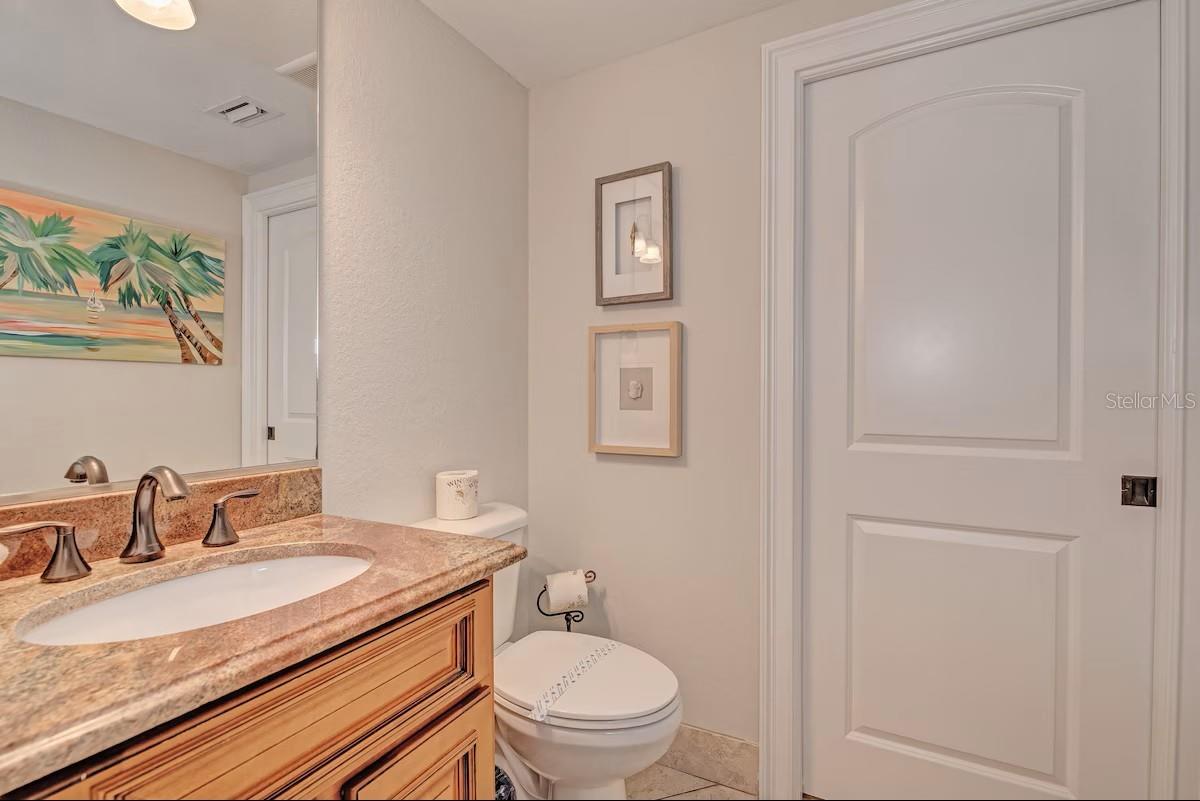 VILLAS ON FIFTH AVE - Residential