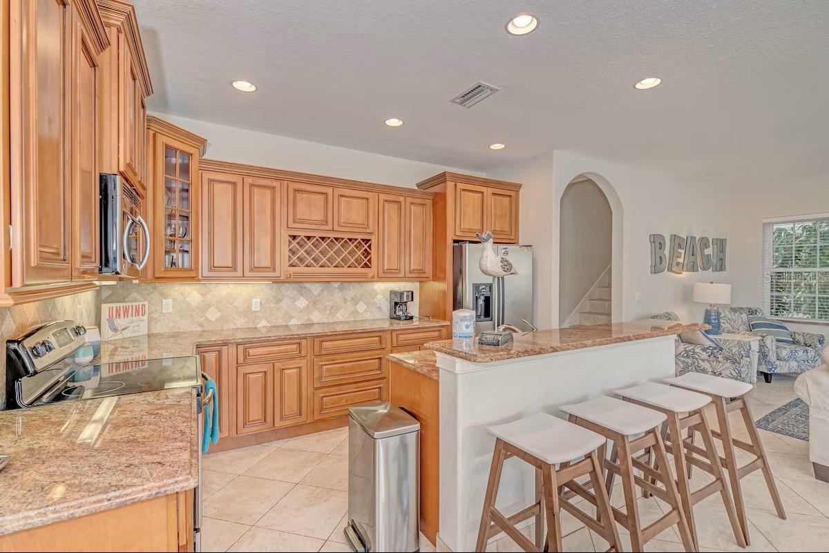 VILLAS ON FIFTH AVE - Residential