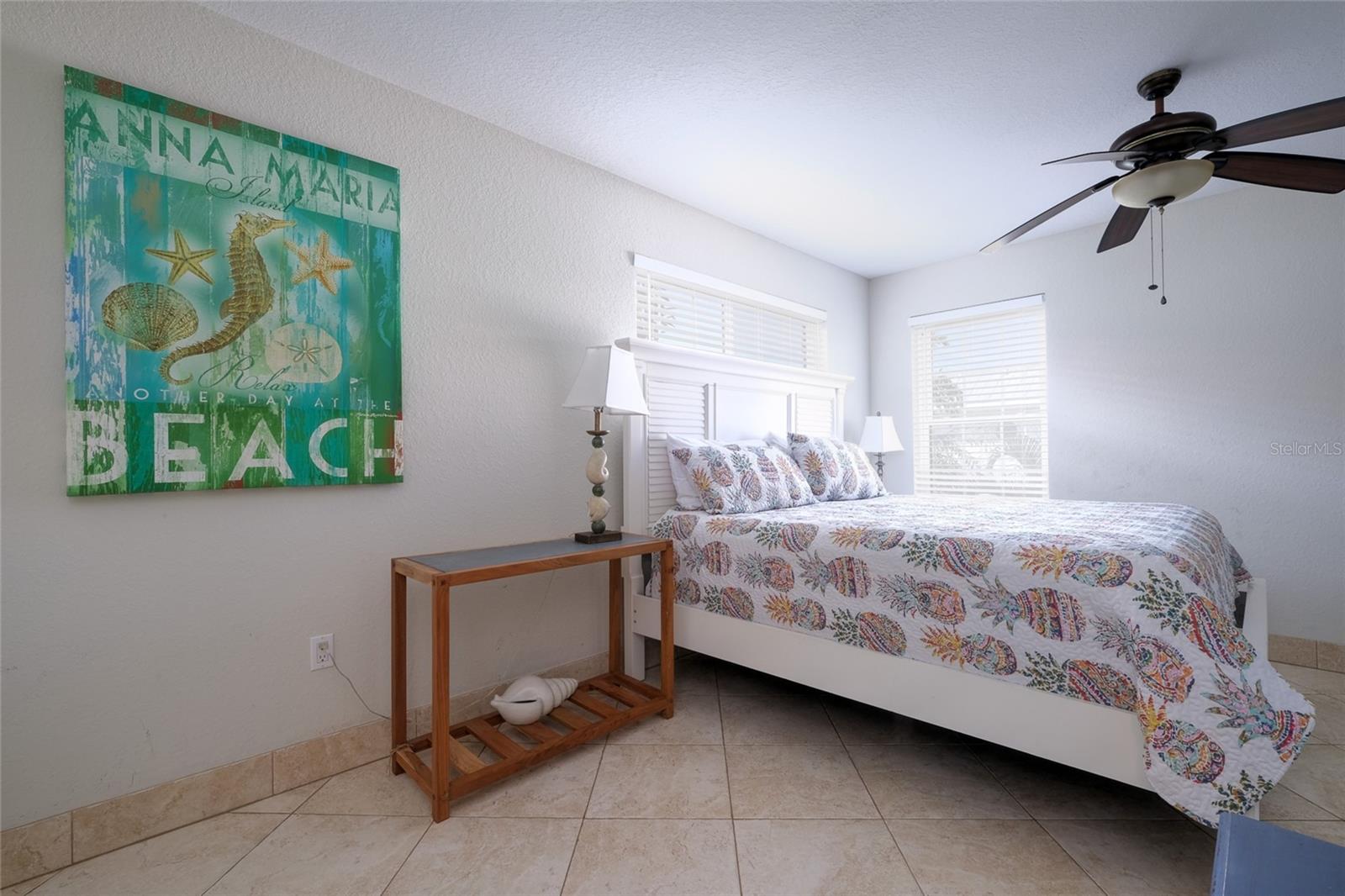 VILLAS ON FIFTH AVE - Residential