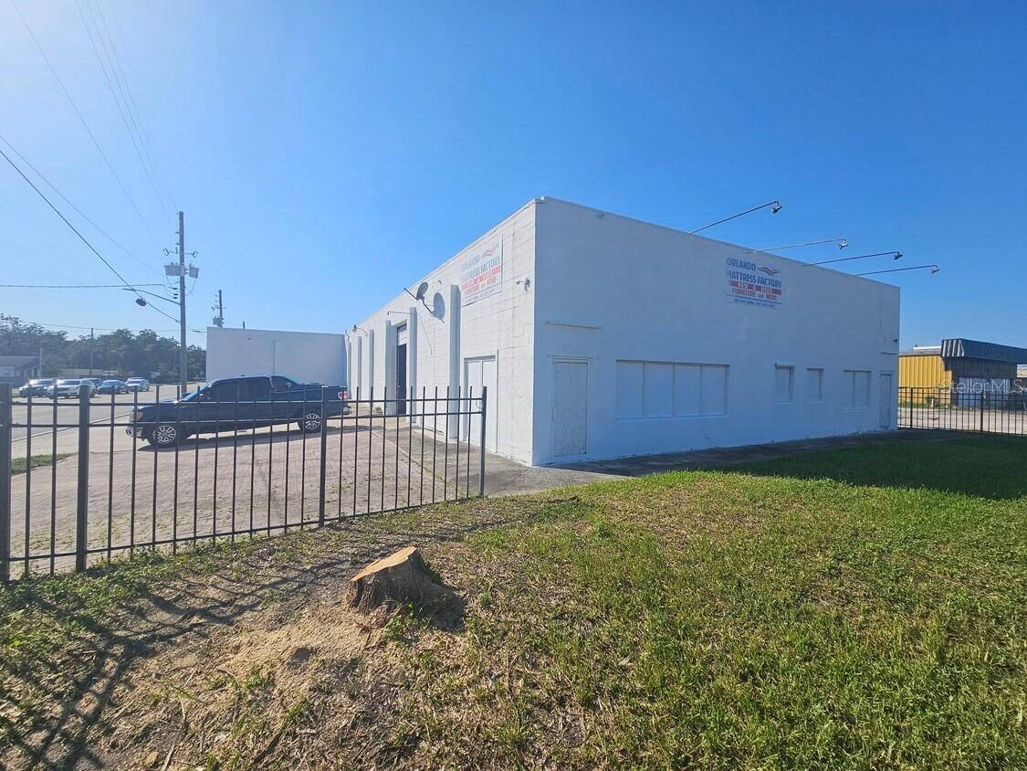 2698 S ORANGE BLOSSOM TRAIL