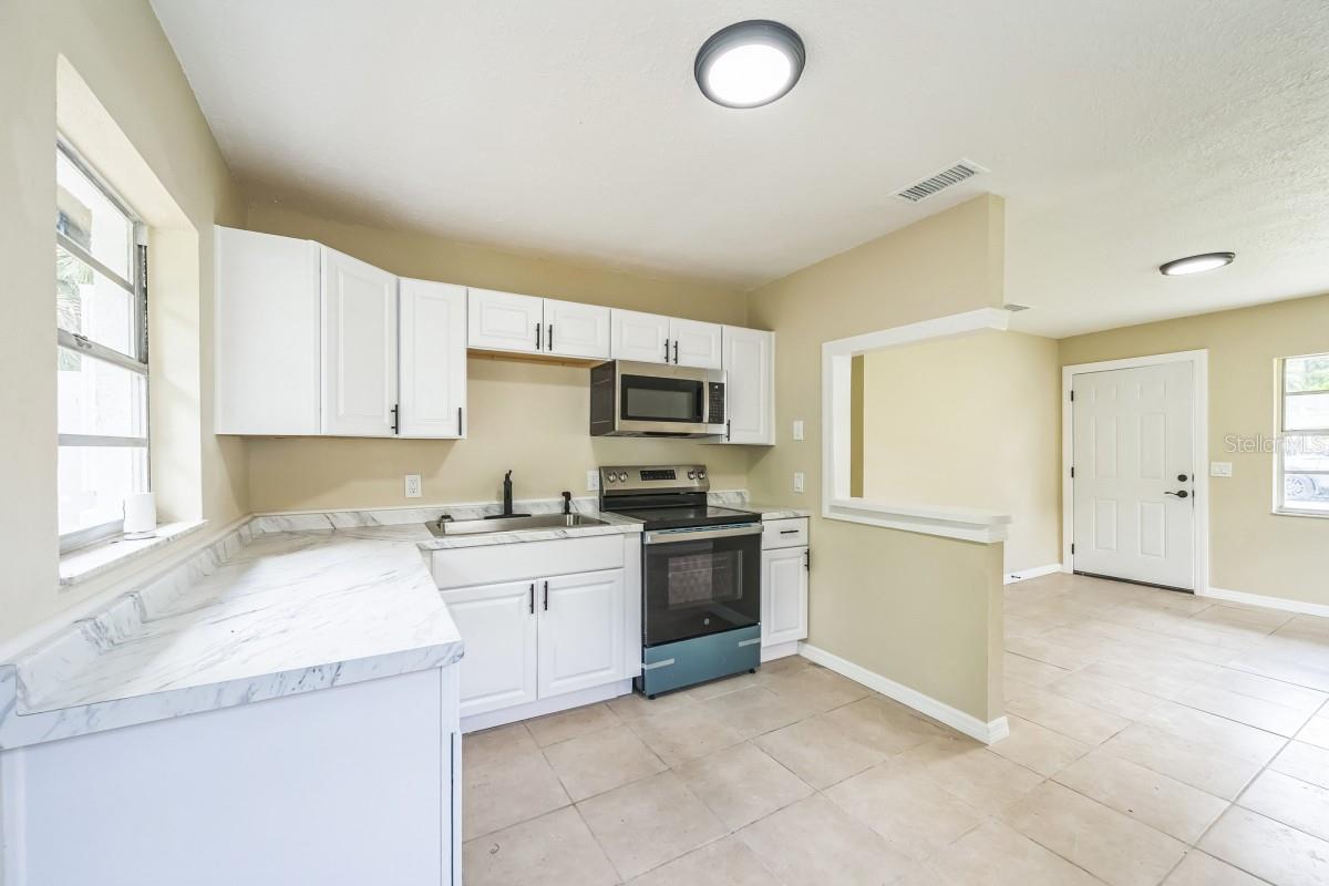 JOE LEWIS FARMS - Residential