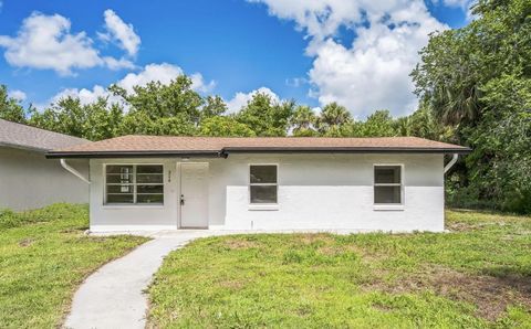Photo of 314 W Owens Avenue, Arcadia, FL 34266 (MLS # A4684121)
