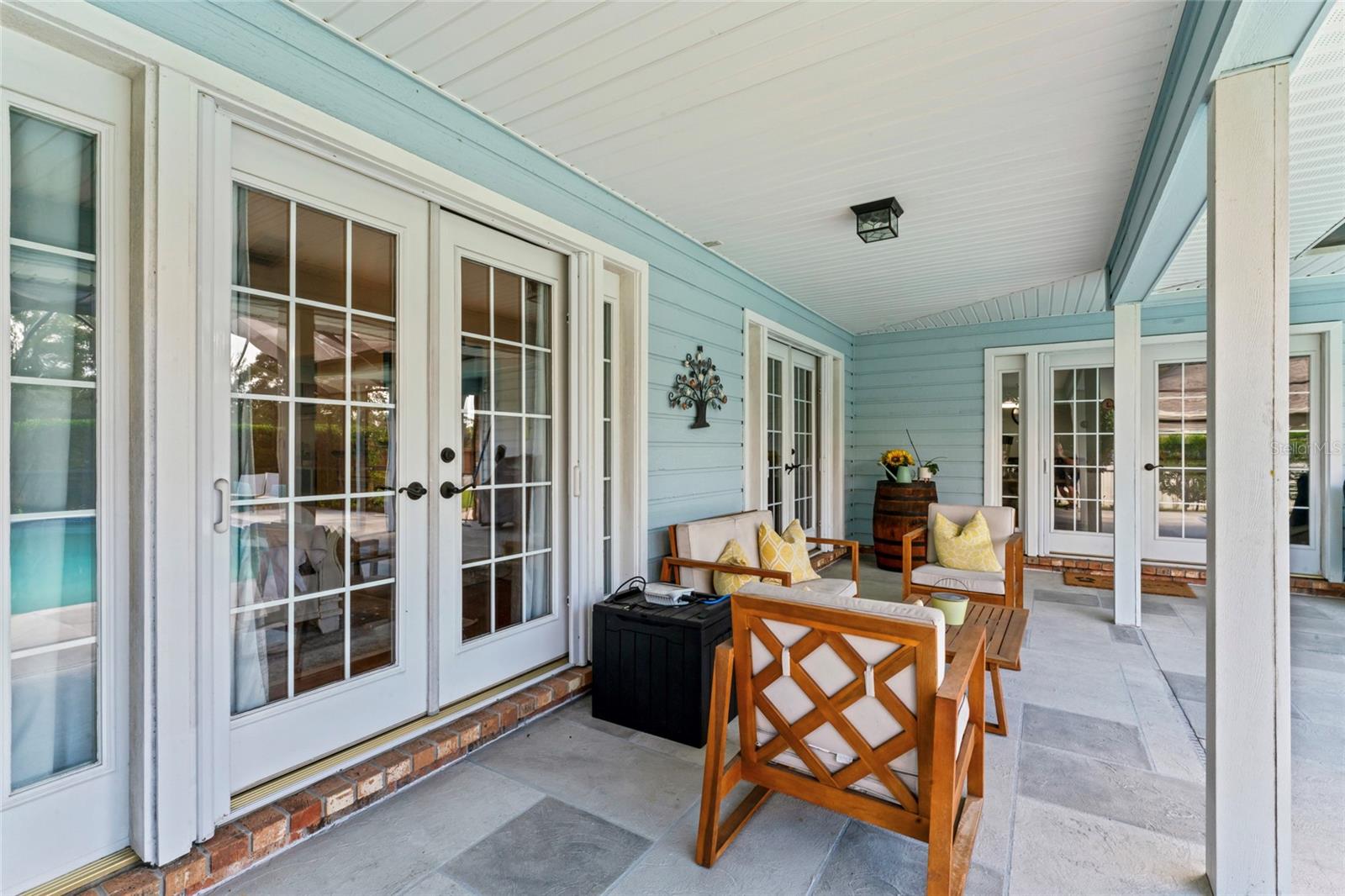 COUNTRY OAK ESTATES - Residential