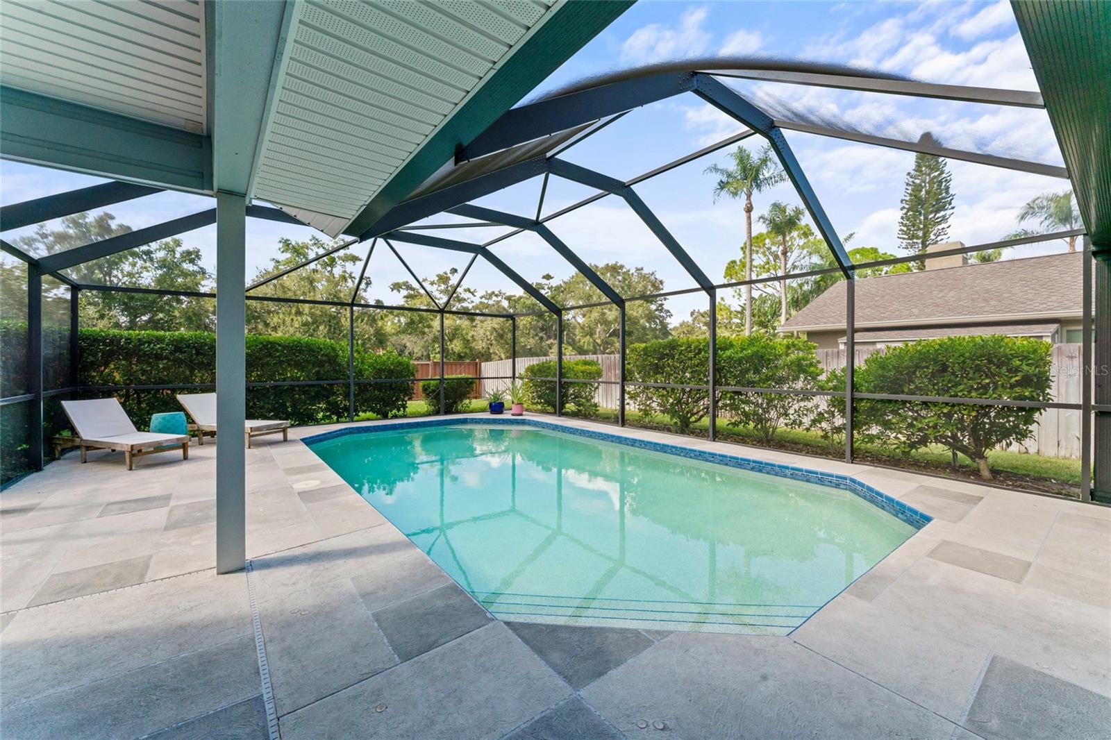 COUNTRY OAK ESTATES - Residential